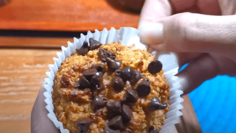 Banana Oatmeal Muffin